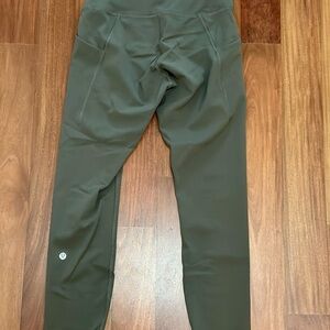 Lululemon Wunder Train Leggings with Pockets - Size 6
